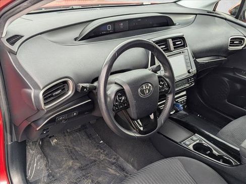 Used 2020 Toyota Prius Prime LE image 9