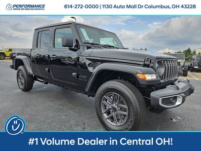 New 2025 Jeep Gladiator Sport