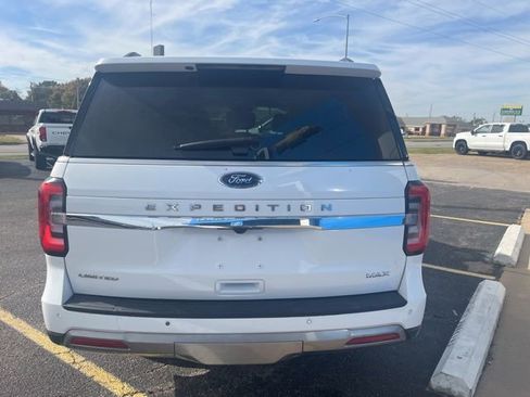 Used 2022 Ford Expedition Max Limited image 6