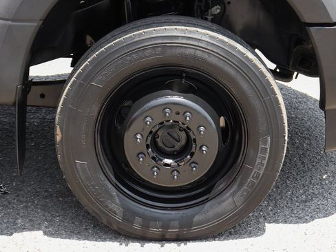 Used 2019 Ford F550 4x4 Crew Cab Super Duty image 34