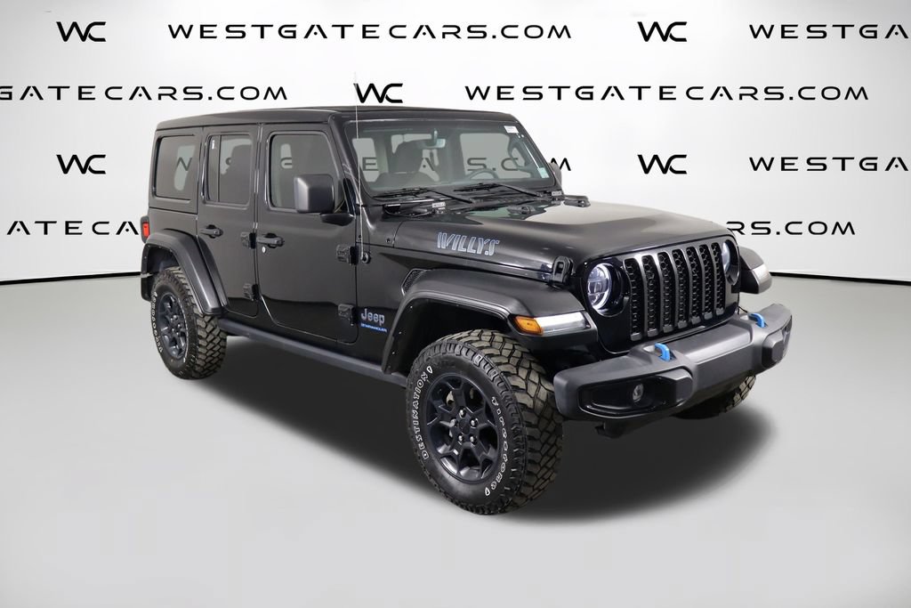 Used 2023 Jeep Wrangler Unlimited w/ Sun & Screen Package AWD/4WD image 46