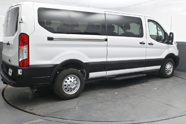 Used 2023 Ford Transit 350 XL AWD/4WD image 8