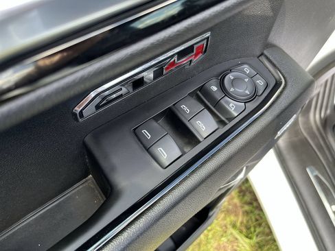 Used 2023 GMC Sierra 1500 AT4 w/ AT4 Preferred Package AWD/4WD image 19