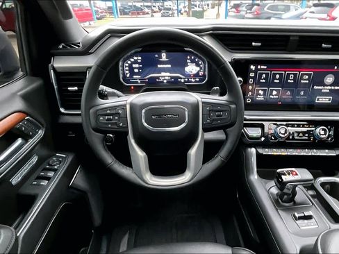 Used 2023 GMC Sierra 1500 Denali w/ Technology Package image 5
