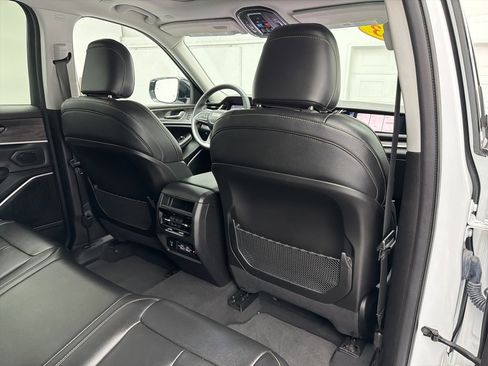 Used 2023 Jeep Grand Cherokee 4WD 4xe image 51