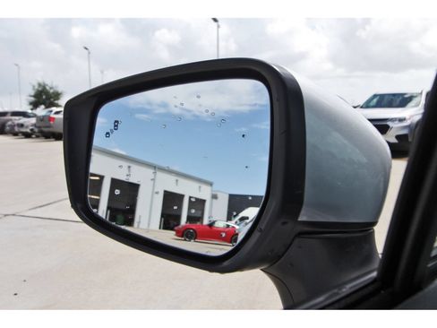 Certified 2025 Nissan Versa SV w/ Trunk Package FWD image 10