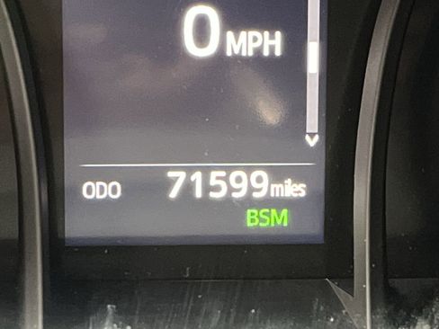 Used 2019 Toyota Camry SE image 13