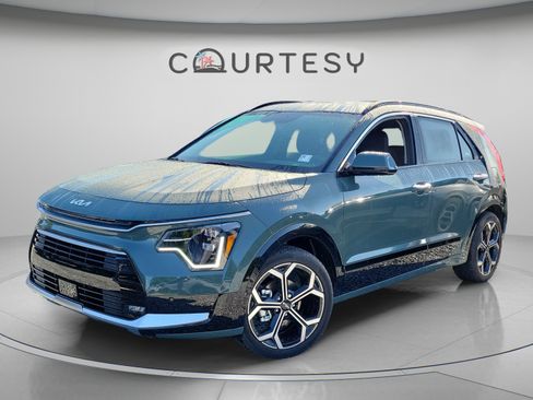 New 2026 Kia Niro SX Touring FWD image 1