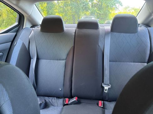 Used 2025 Nissan Versa SV FWD image 36