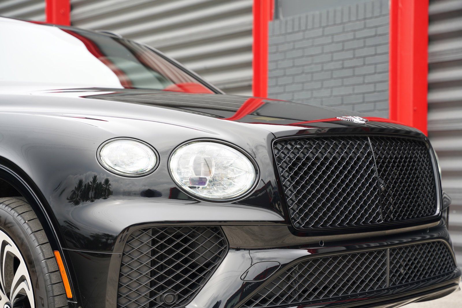Used 2021 Bentley Bentayga AWD/4WD image 13