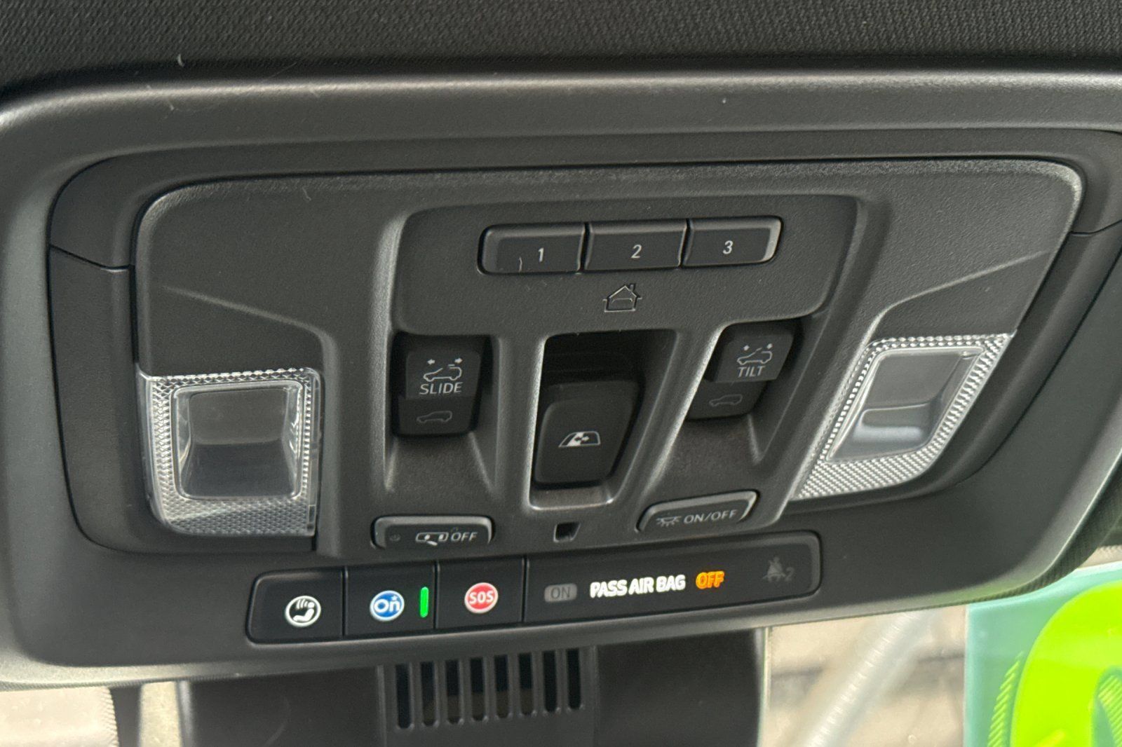 Used 2024 GMC Sierra 2500 AT4 w/ Technology Package AWD/4WD image 22