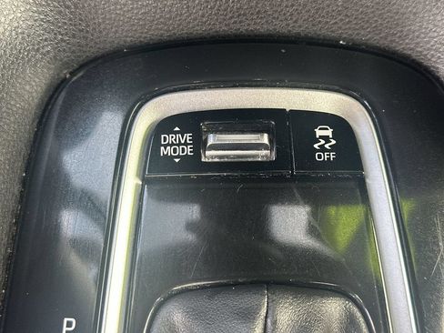 Used 2024 Toyota Corolla SE FWD image 29
