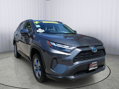 Used 2024 Toyota RAV4 XLE w/ Convenience Package AWD/4WD image 1
