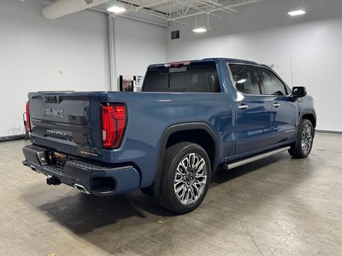 Used 2024 GMC Sierra 1500 Denali Ultimate image 4