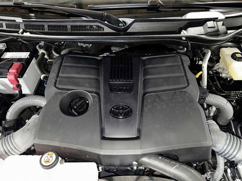 Used 2024 Toyota Tundra SR5 image 12