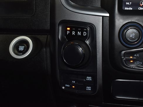 Used 2022 RAM 1500 Warlock AWD/4WD image 26