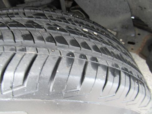 Used 2010 Toyota Tacoma 2WD Access Cab image 11