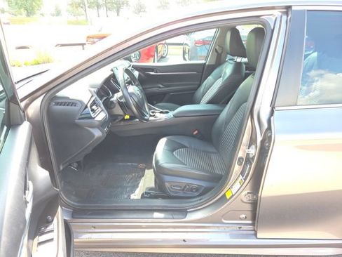 Used 2024 Toyota Camry SE FWD image 14