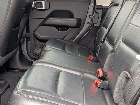 Used 2021 Jeep Wrangler Unlimited Sahara AWD/4WD image 23
