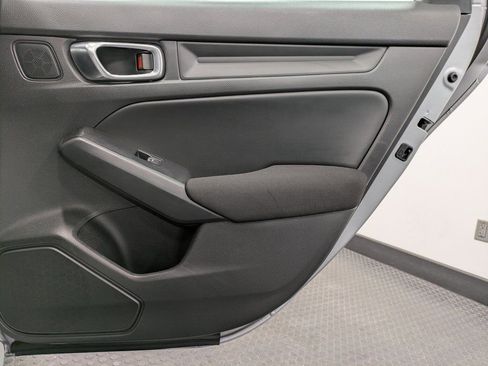 Used 2023 Honda Civic Sport image 25