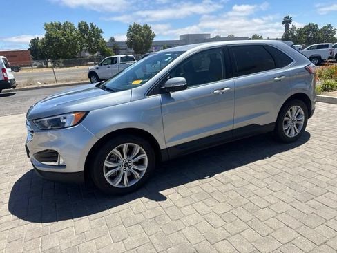 Used 2024 Ford Edge Titanium AWD/4WD image 4