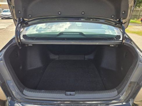 Used 2025 Honda Accord SE image 7