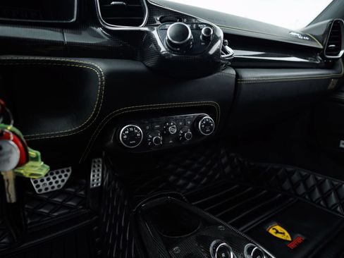 Used 2012 Ferrari 458 Italia Coupe RWD image 50