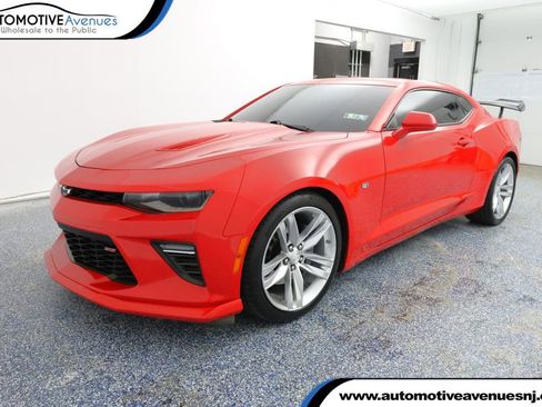 Used 2016 Chevrolet Camaro SS image 1