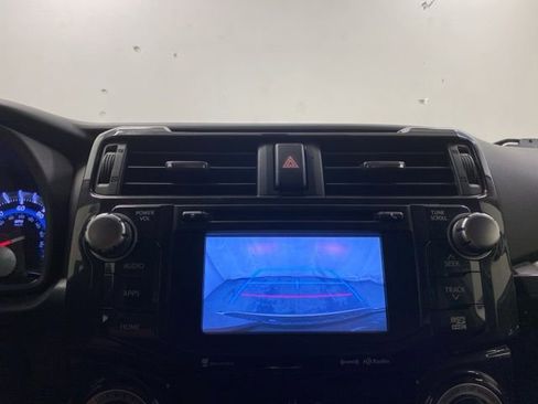 Used 2019 Toyota 4Runner TRD Off-Road image 12