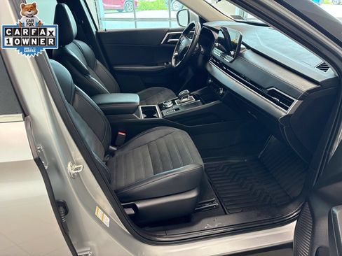 Used 2024 Mitsubishi Outlander SE FWD image 22