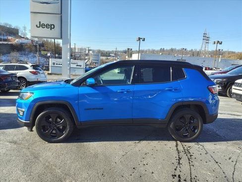 Certified 2019 Jeep Compass Latitude AWD/4WD image 2