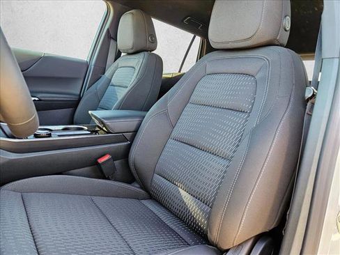 New 2026 Chevrolet Equinox LT w/ Safety and Technology Package image 4