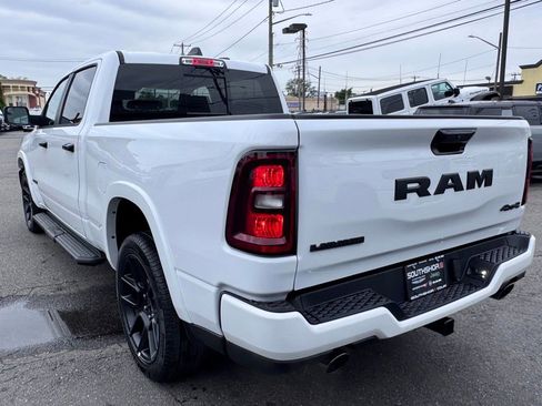 New 2026 RAM 1500 Laramie AWD/4WD image 5