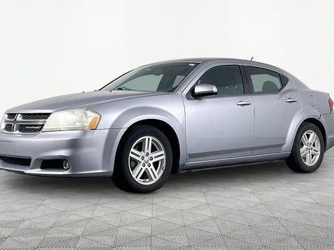 Used 2014 Dodge Avenger SXT FWD image 1