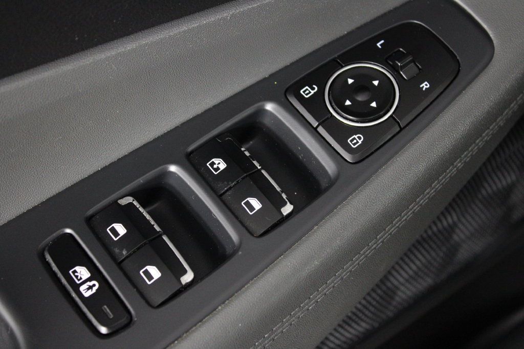 Certified 2023 Hyundai Santa Fe SE w/ Cargo Package FWD image 22