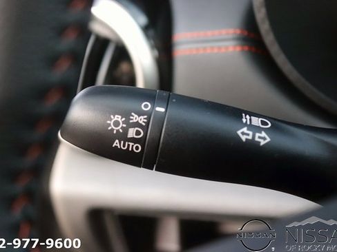 New 2025 Nissan Versa SR w/ Trunk Package image 22