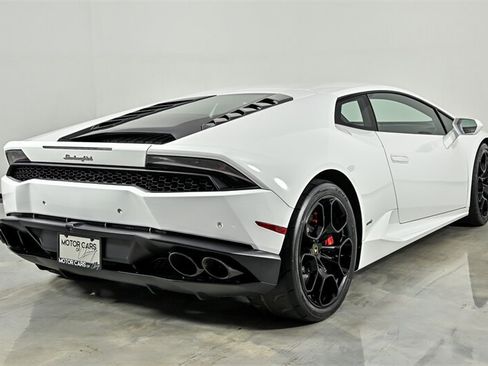 Used 2016 Lamborghini Huracan LP 610-4 AWD/4WD image 9