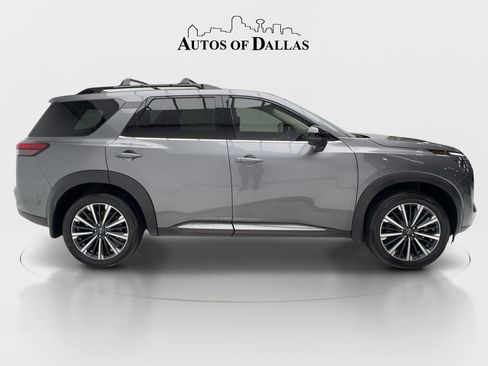 Used 2026 Nissan Pathfinder Platinum w/ Cargo Package FWD image 6