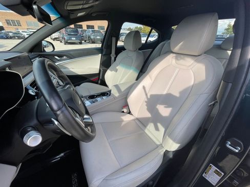 Used 2024 Genesis G70 2.5T image 36