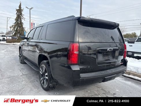 Certified 2019 Chevrolet Suburban LT w/ RST Edition image 5