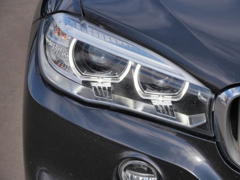 Used 2018 BMW X5 xDrive35i w/ Driving Assistance Package image 16