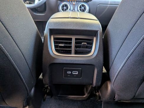 Used 2023 Chevrolet Blazer LT image 15