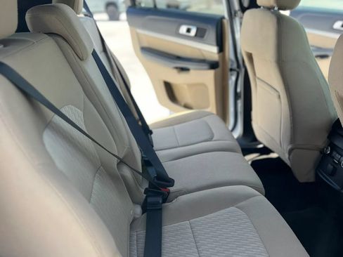 Used 2017 Ford Explorer FWD image 16