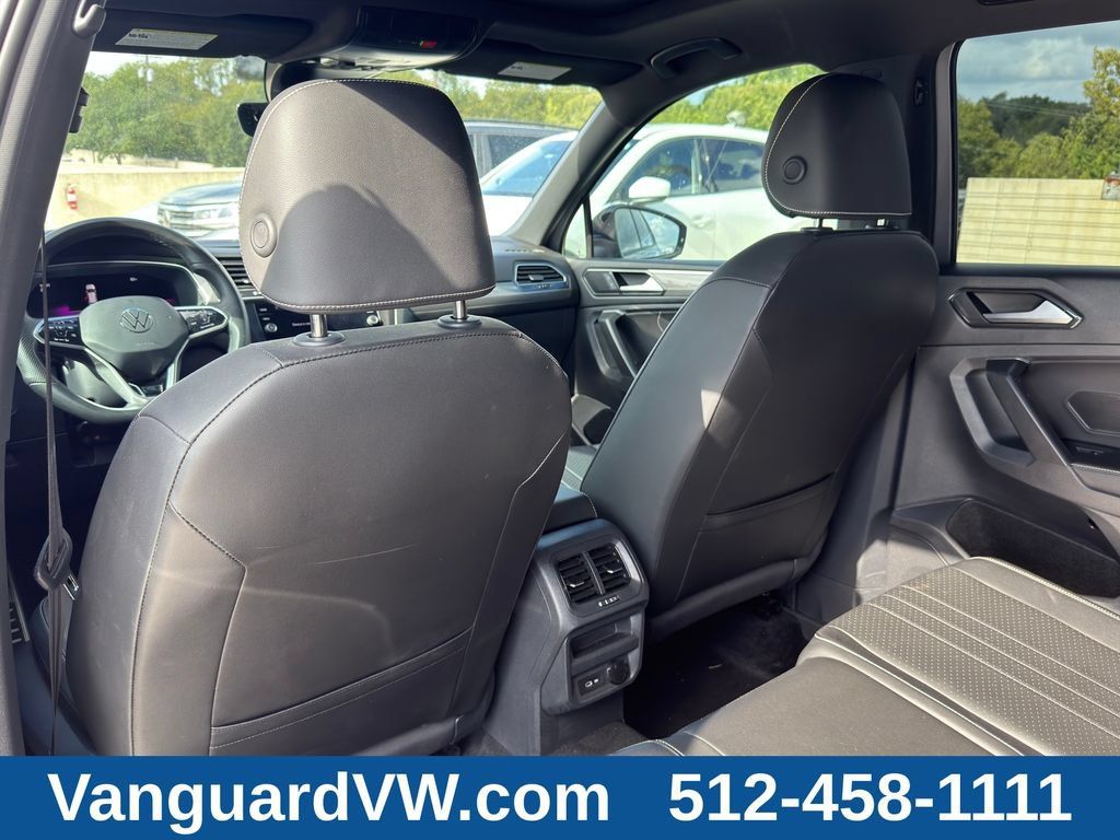 Used 2023 Volkswagen Tiguan SE R-Line FWD image 26