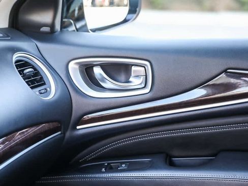 Used 2019 INFINITI QX60 Luxe w/ Sensory Package image 23