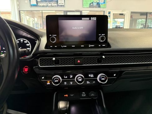 Used 2024 Honda Civic EX-L image 16