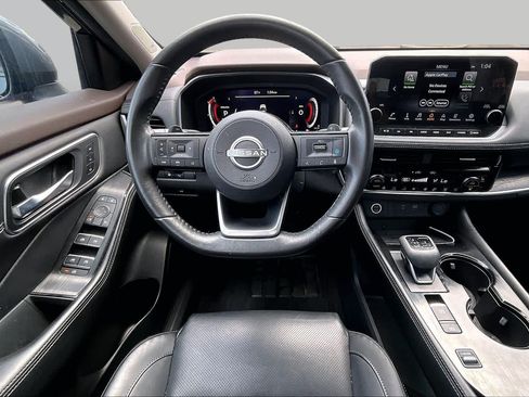 Used 2023 Nissan Rogue Platinum w/ Platinum Premium Package FWD image 6