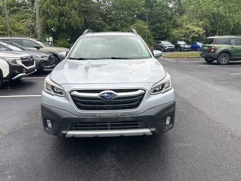 Used 2021 Subaru Outback Limited AWD/4WD image 11