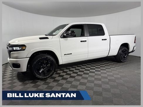 Used 2025 RAM 1500 Big Horn AWD/4WD image 1