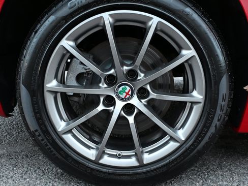 Used 2019 Alfa Romeo Giulia AWD w/ Cold Weather Package image 46